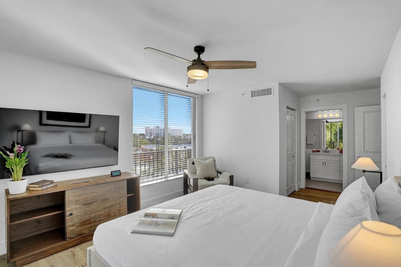 Dharma Home Suites Coral Gables At Gables Grand Plaza ميامي المظهر الخارجي الصورة